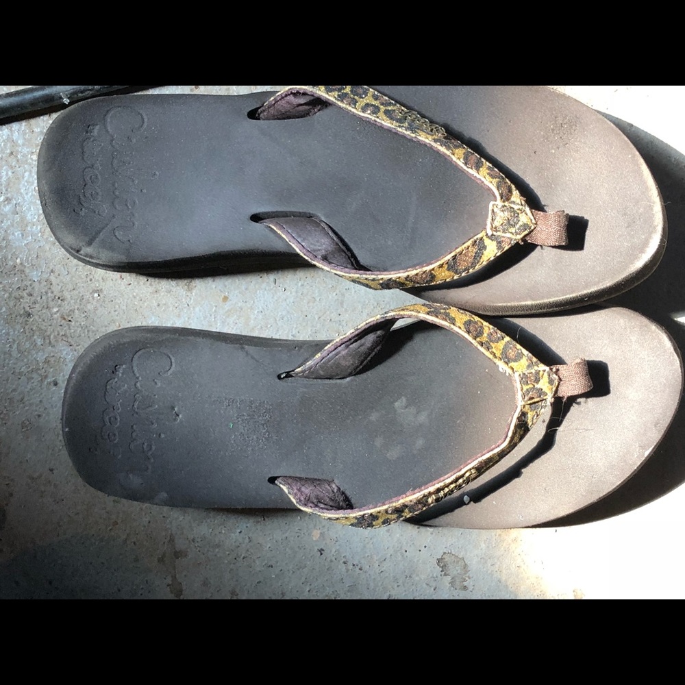 Flip flops